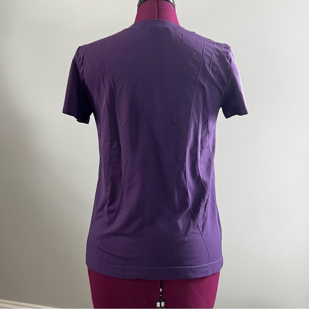 Champion C9 Purple Compression V-Neck Top, Small - Picture 3 of 8